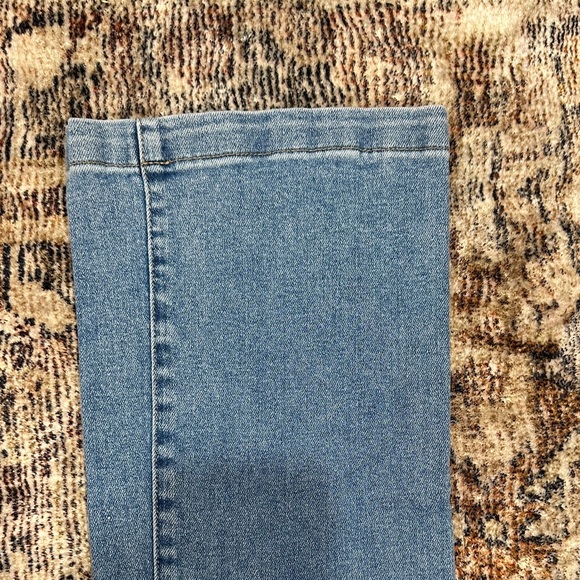 Risen Blue Flare Crop Women's Jeans - Picture 6 of 7